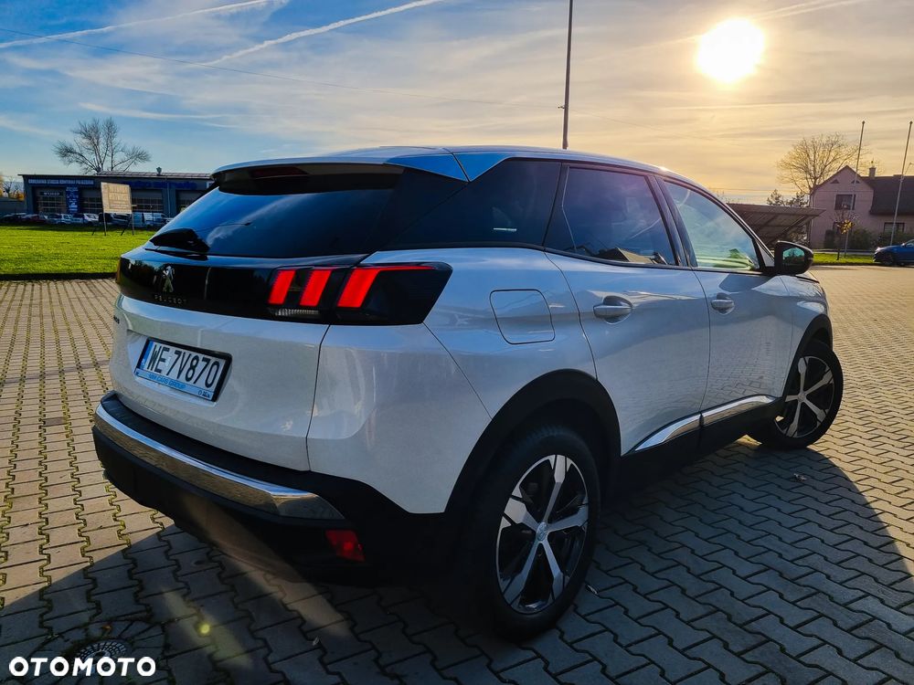 Peugeot 3008 1.5 BlueHDi Allure Pack S&S EAT8 - 16