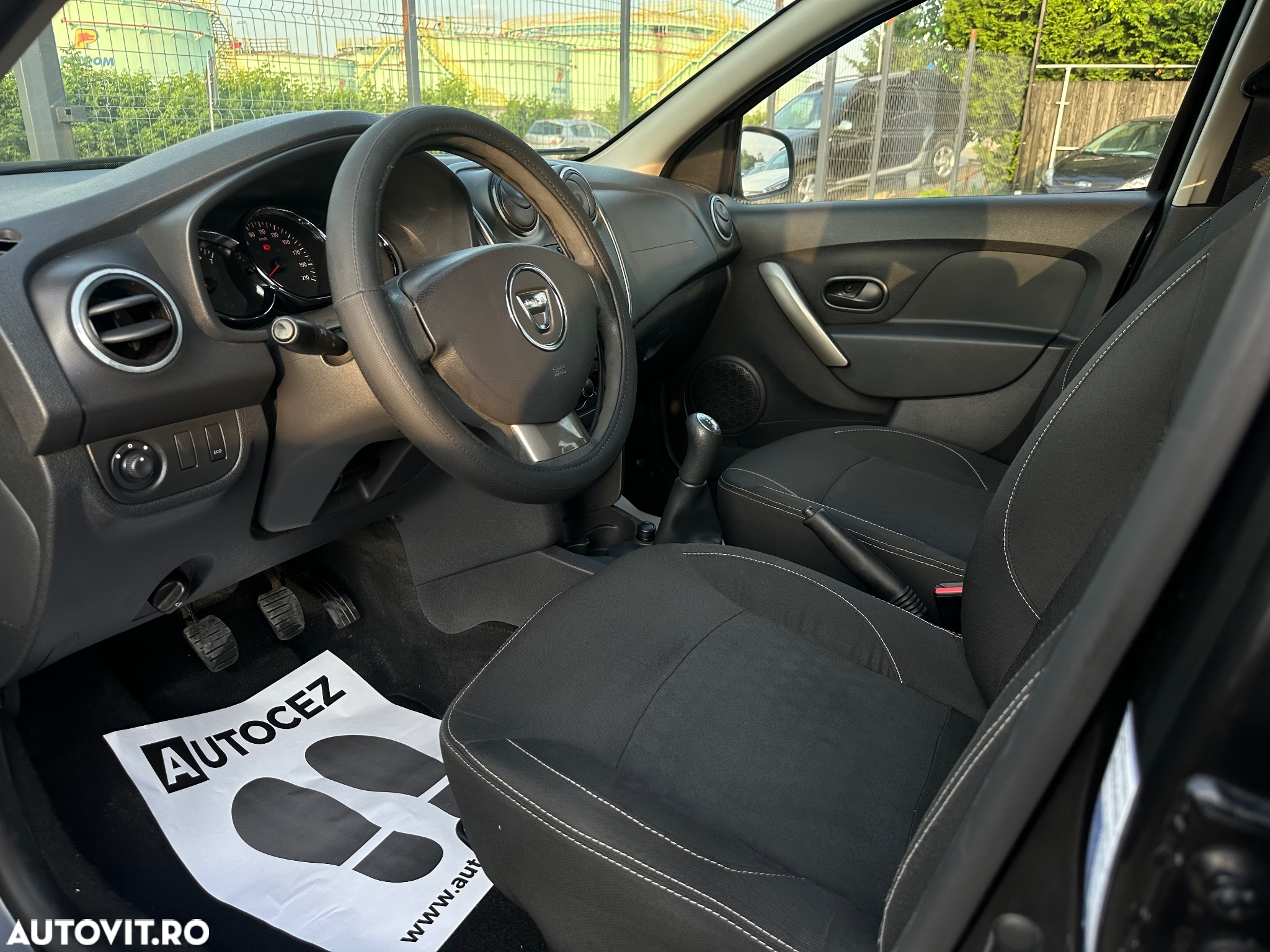 Dacia Sandero 1.5 dCI Laureate - 12
