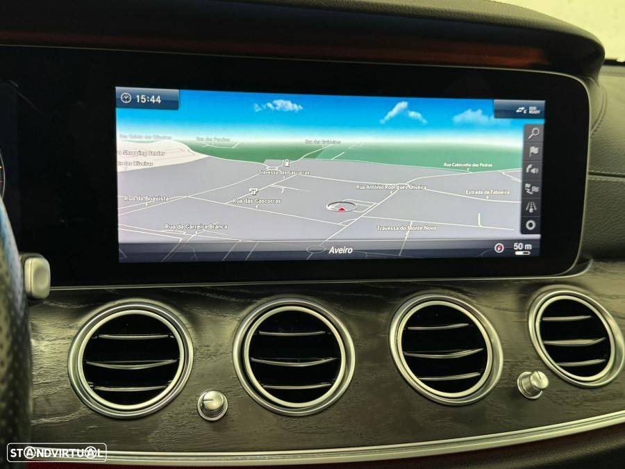 Mercedes-Benz E 220 d 4-Matic All Terrain Avantgarde - 24