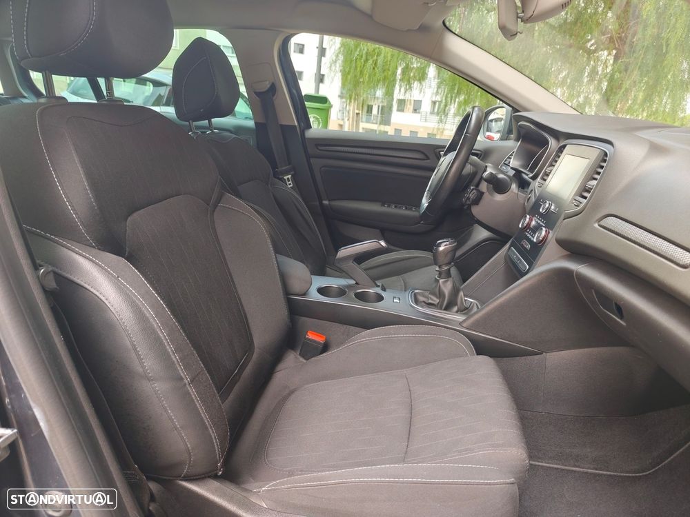 Renault Mégane Sport Tourer 1.3 TCe Limited - 13