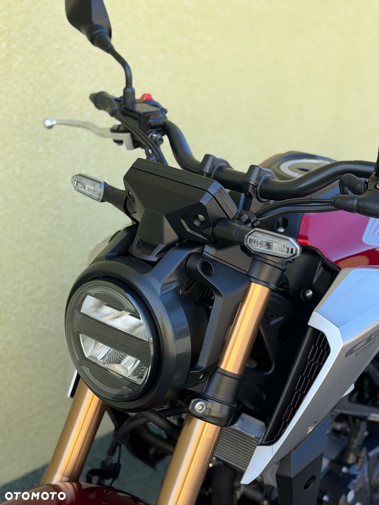 Honda CB - 27