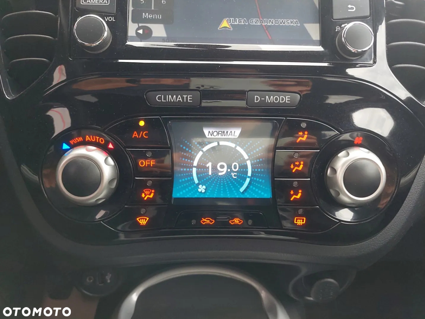 Nissan Juke - 25