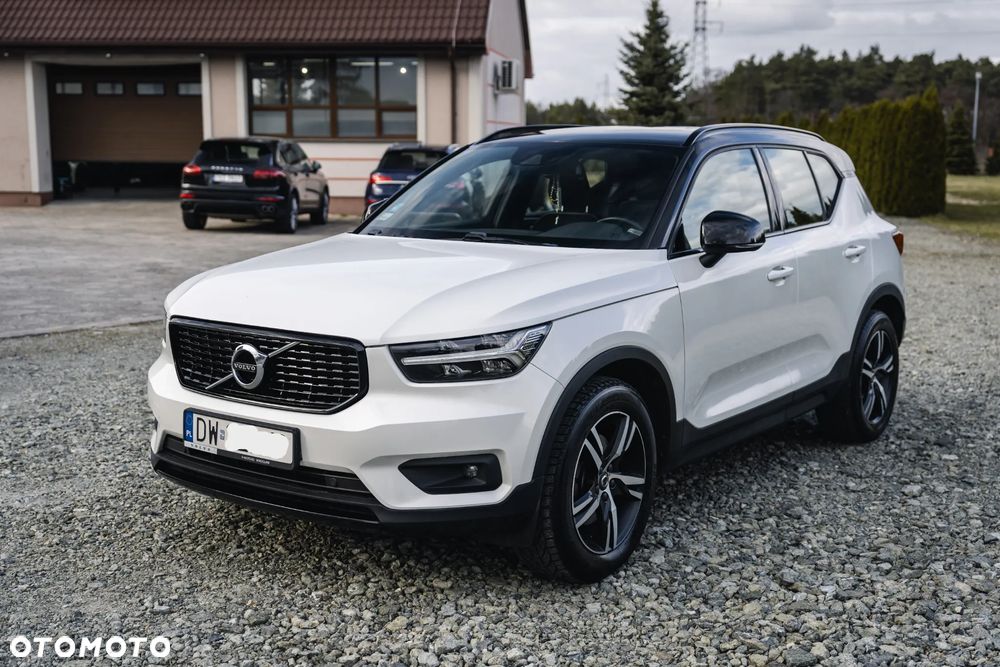 Volvo XC 40 T4 R-Design - 4