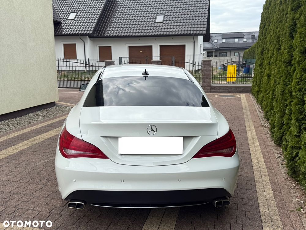 Mercedes-Benz CLA 180 7G-DCT - 6
