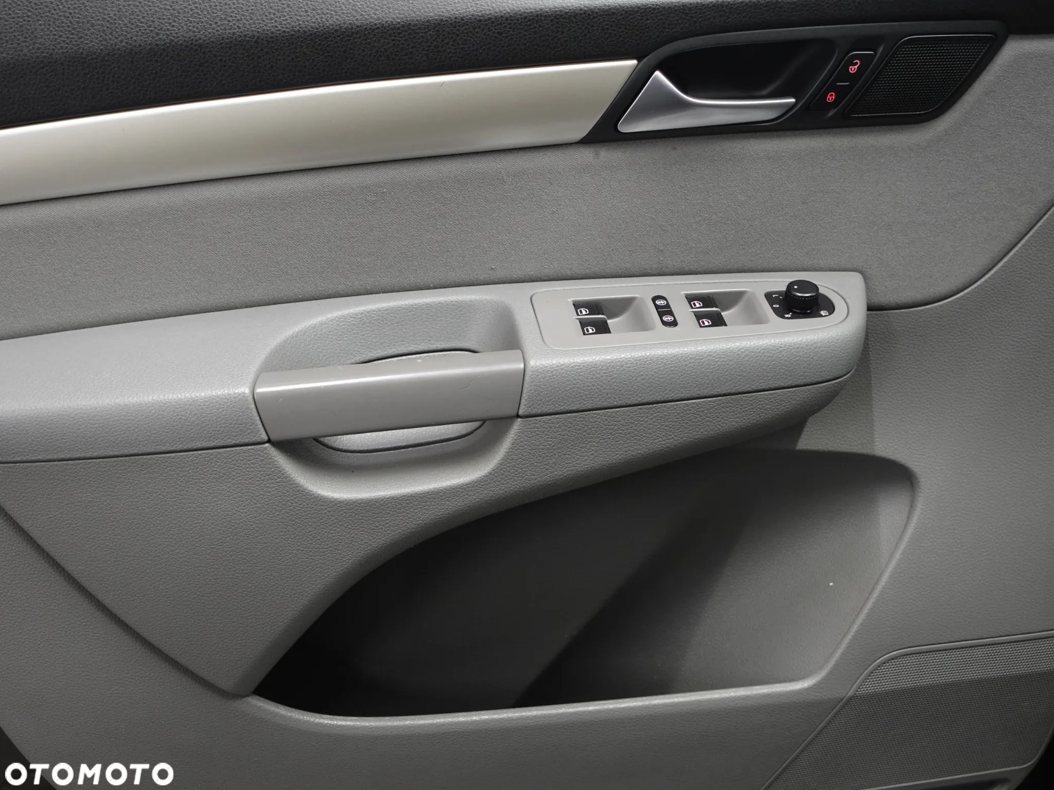 Seat Alhambra 2.0 TDI Ecomotive 4Kids - 19