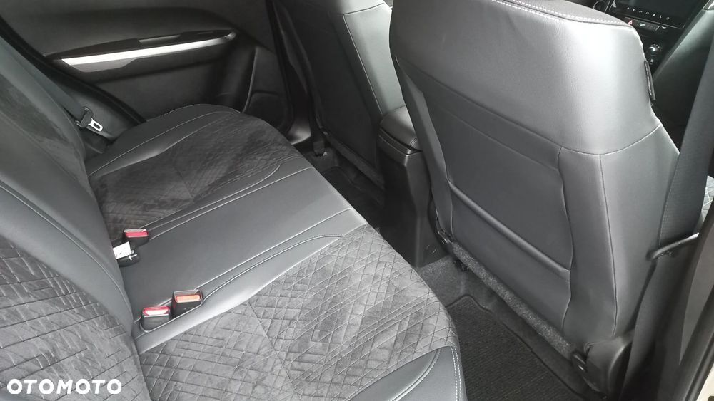 Suzuki Vitara 1.4 Boosterjet mHEV Elegance 2WD - 26