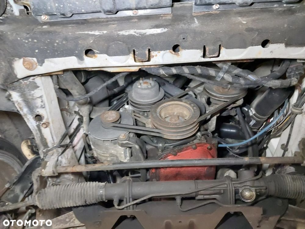 Volvo Seria 200 - 25