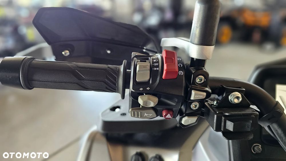 QJMOTOR SFA 1000 - 21