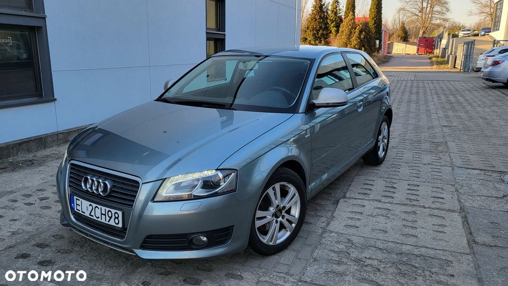 Audi A3 3-drzwiowe 2.0 TDI DPF Ambiente - 2