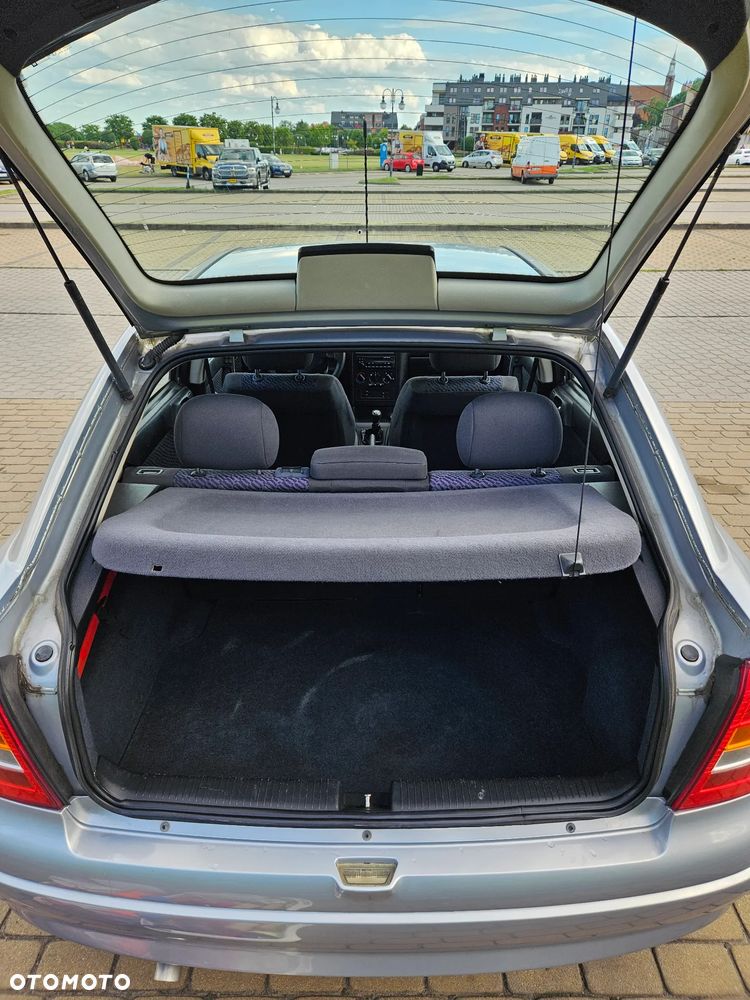 Opel Astra - 12