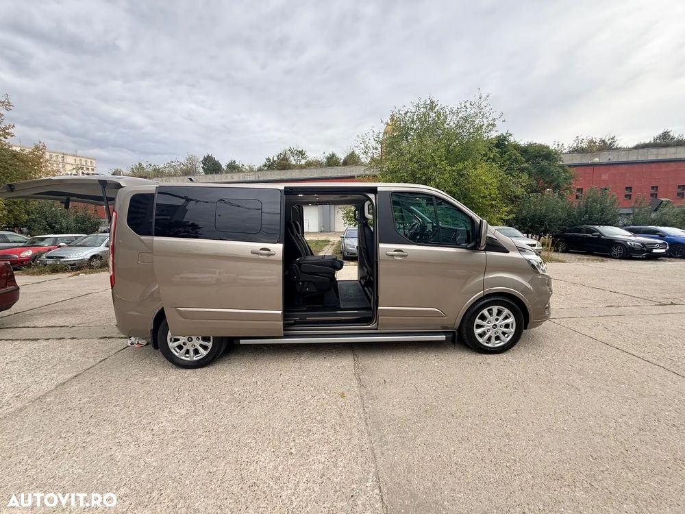 Ford Tourneo Custom - 7