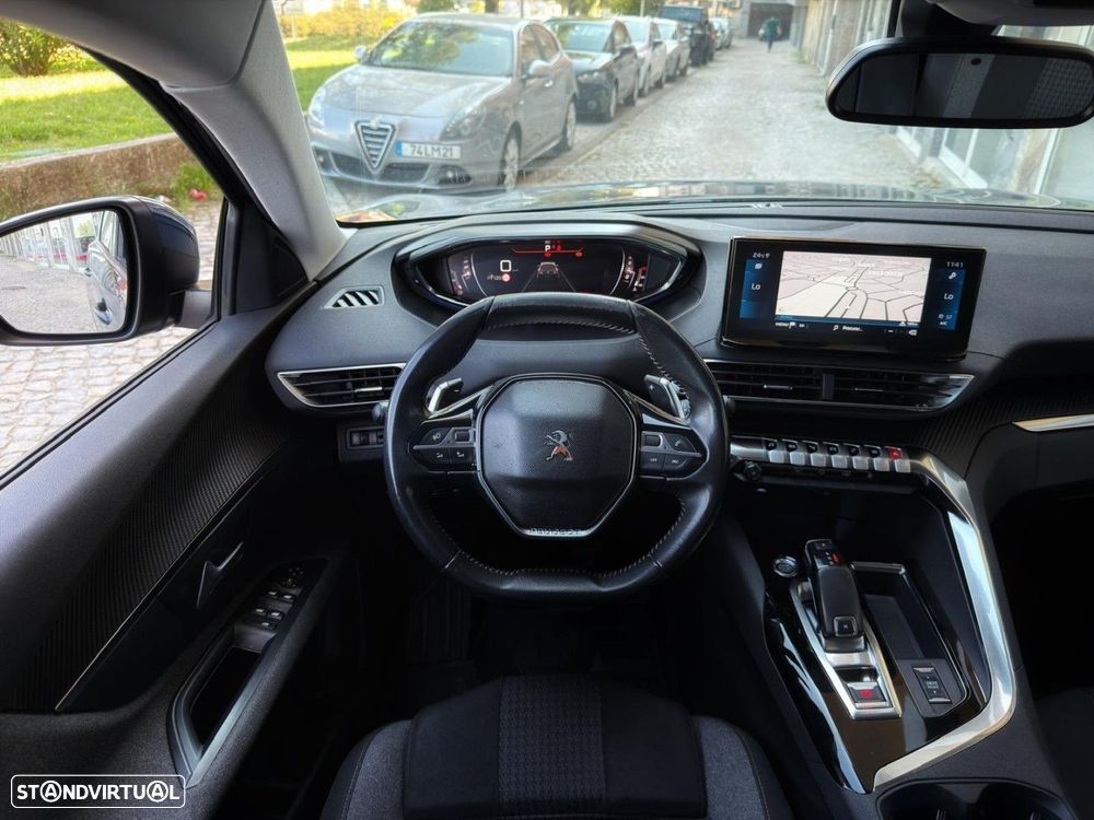 Peugeot 5008 1.5 BlueHDi Active Pack EAT8 - 26
