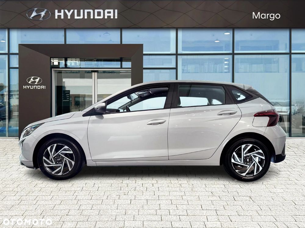 Hyundai i20 1.2 Pure - 11