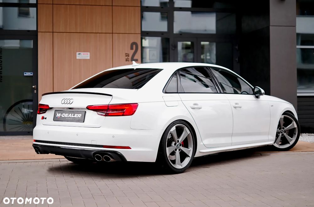 Audi S4 Limousine - 9