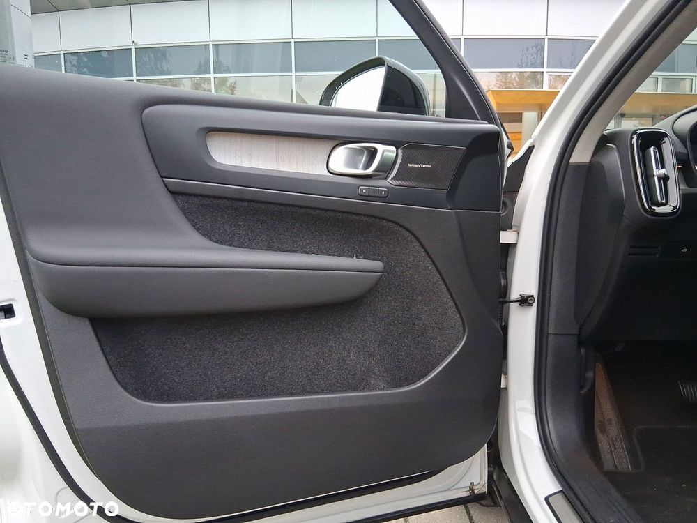 Volvo XC 40 - 16