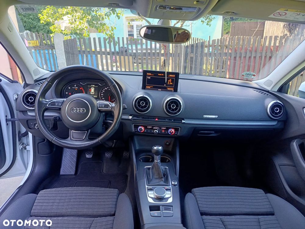 Audi A3 Sportback 2.0 TDI (clean diesel) quattro Attraction - 13
