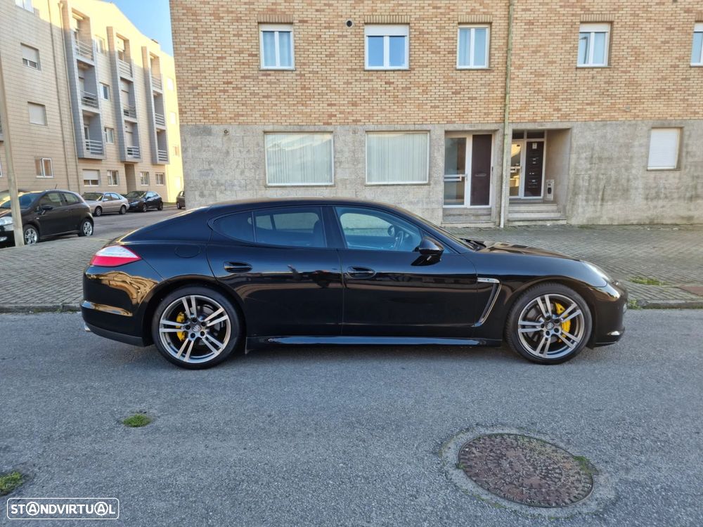 Porsche Panamera 3.0 V6 - 4