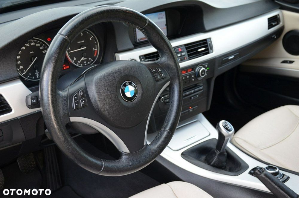 BMW Seria 3 - 27