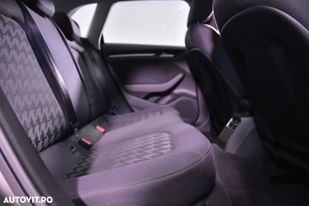 Audi A3 - 12