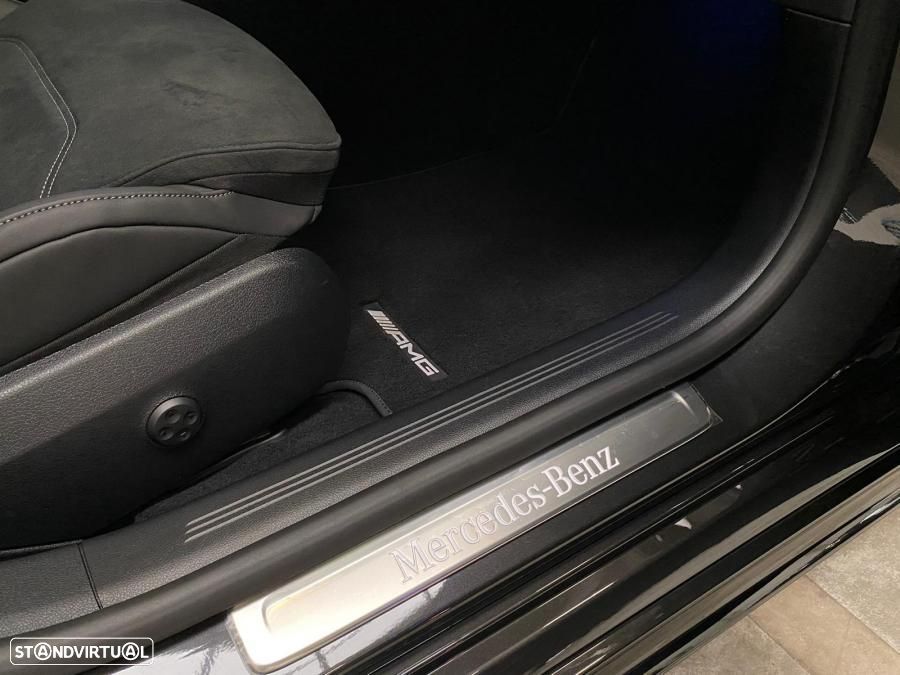 Mercedes-Benz E 300 e AMG Line - 36