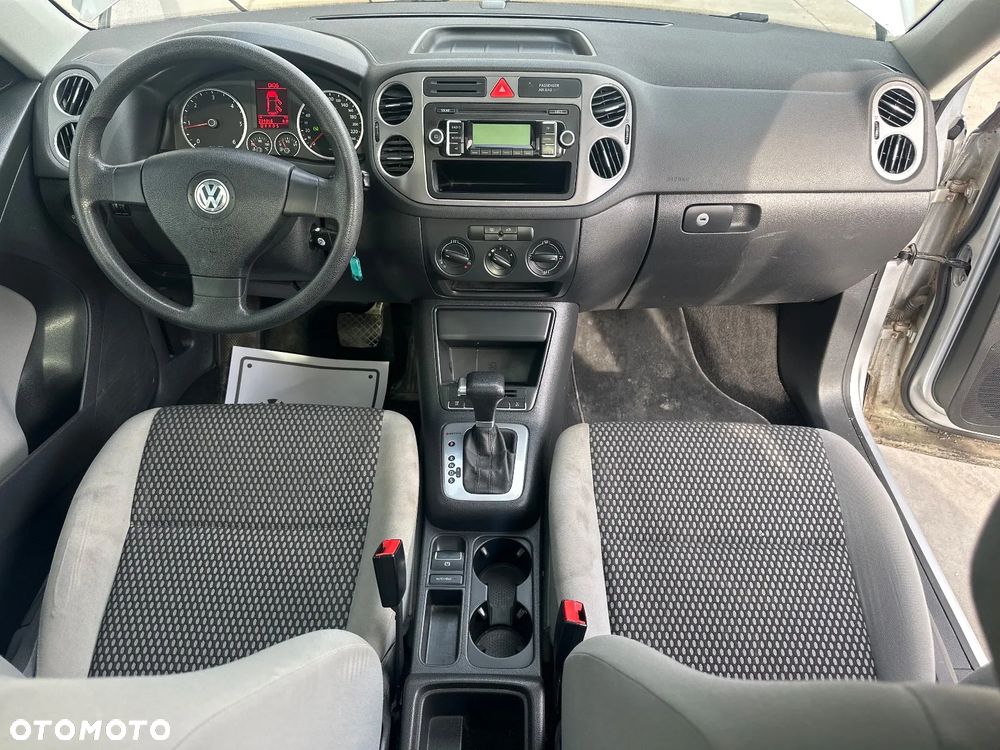 Volkswagen Tiguan 2.0 TDI DPF 4Motion Trend & Fun - 28