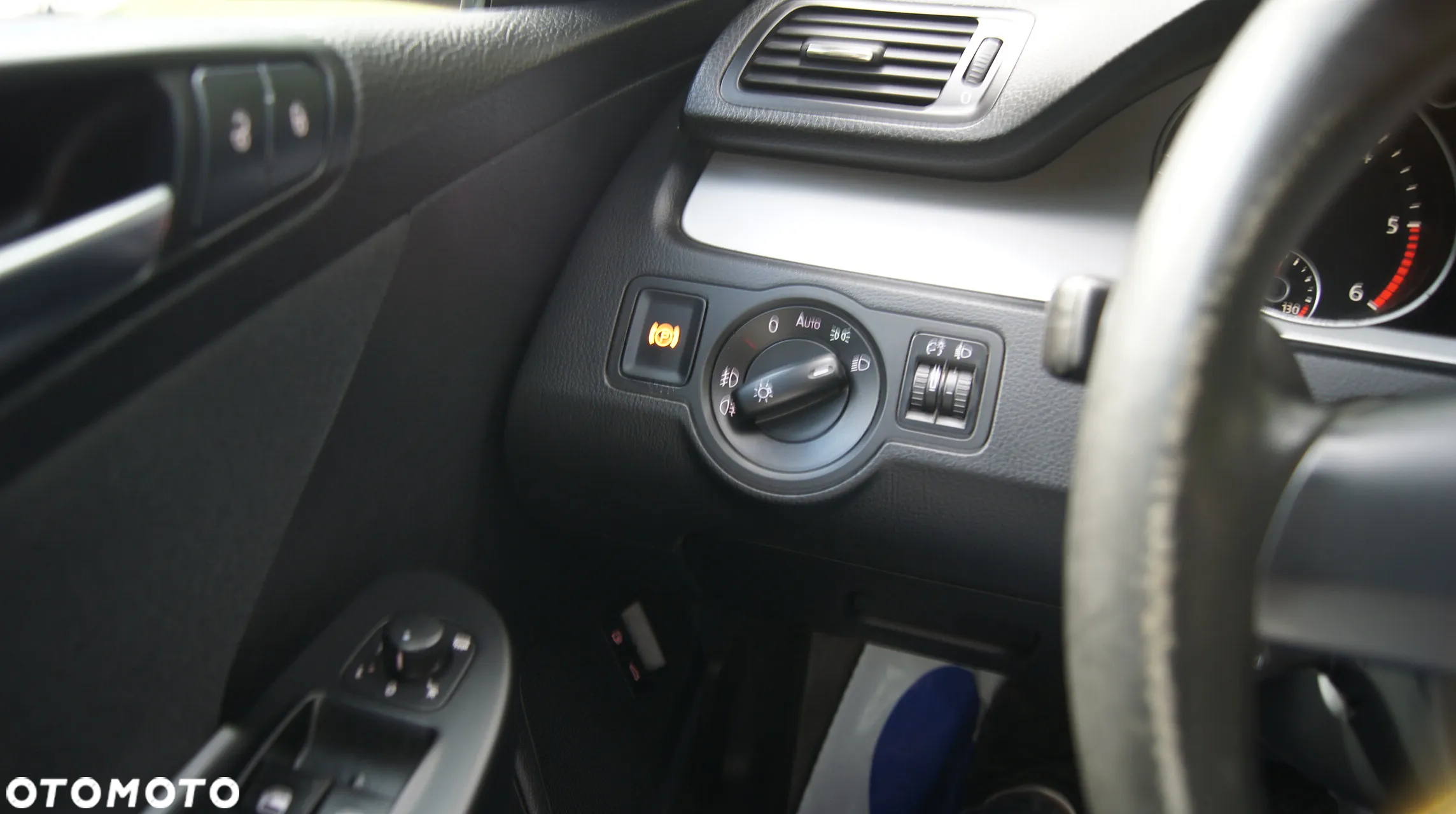 Volkswagen Passat 2.0 TDI Comfortline - 27