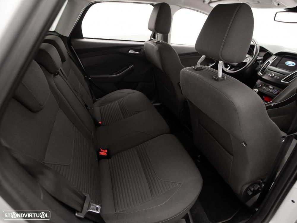 Ford Focus SW 1.5 TDCi Titanium - 11