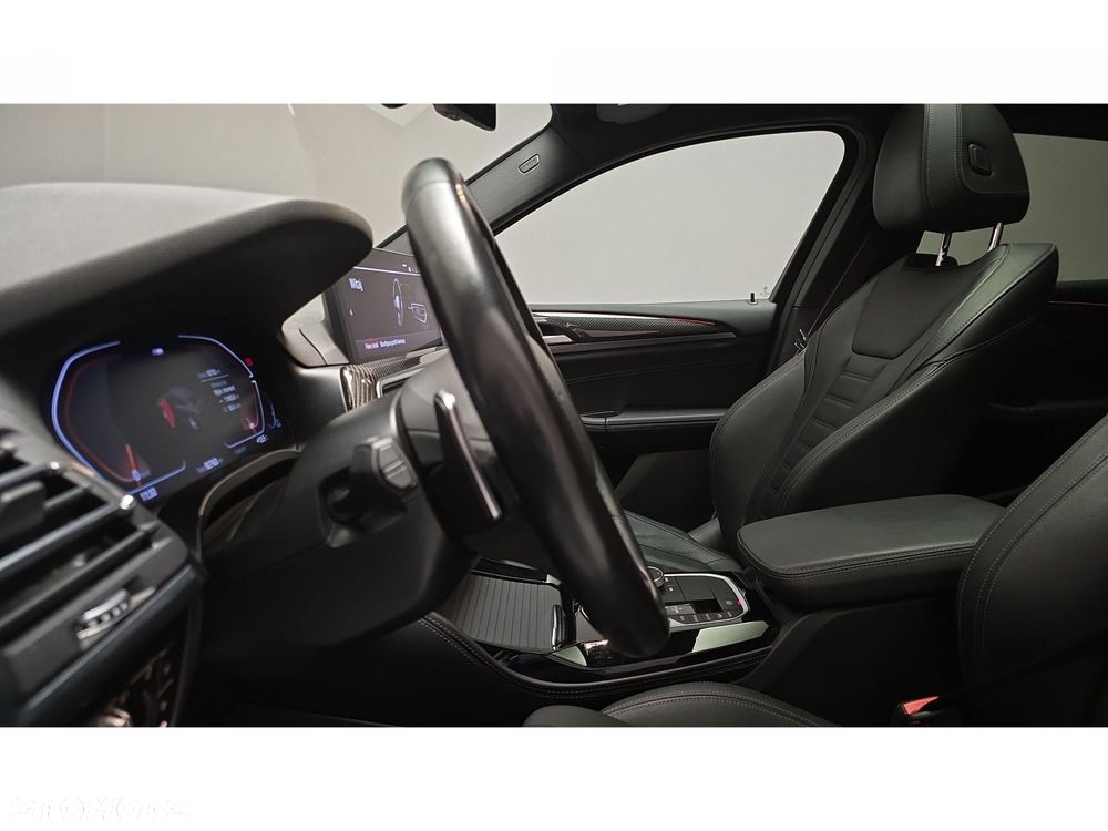 BMW X4 - 28