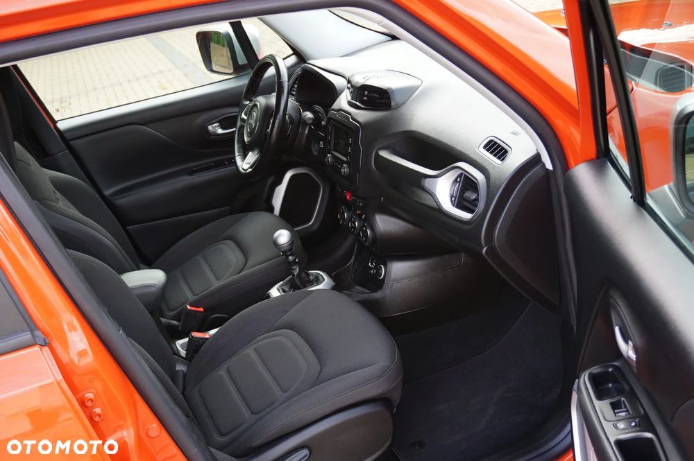 Jeep Renegade 1.4 MultiAir Limited - 26