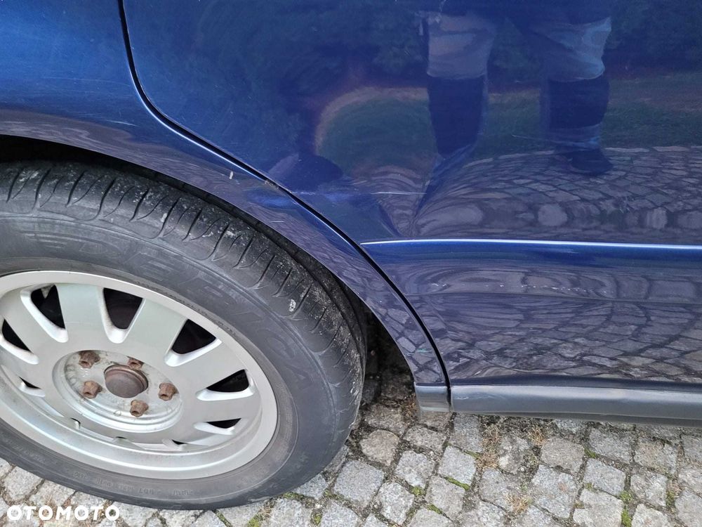 Audi A4 Avant - 10