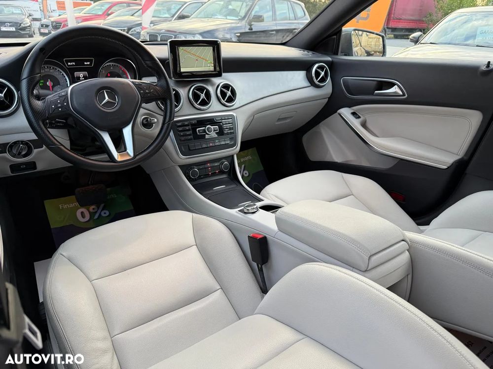 Mercedes-Benz CLA 200 CDI 7G-DCT Urban - 25