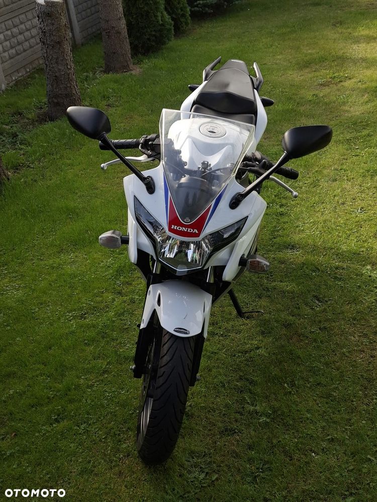 Honda CBR - 3