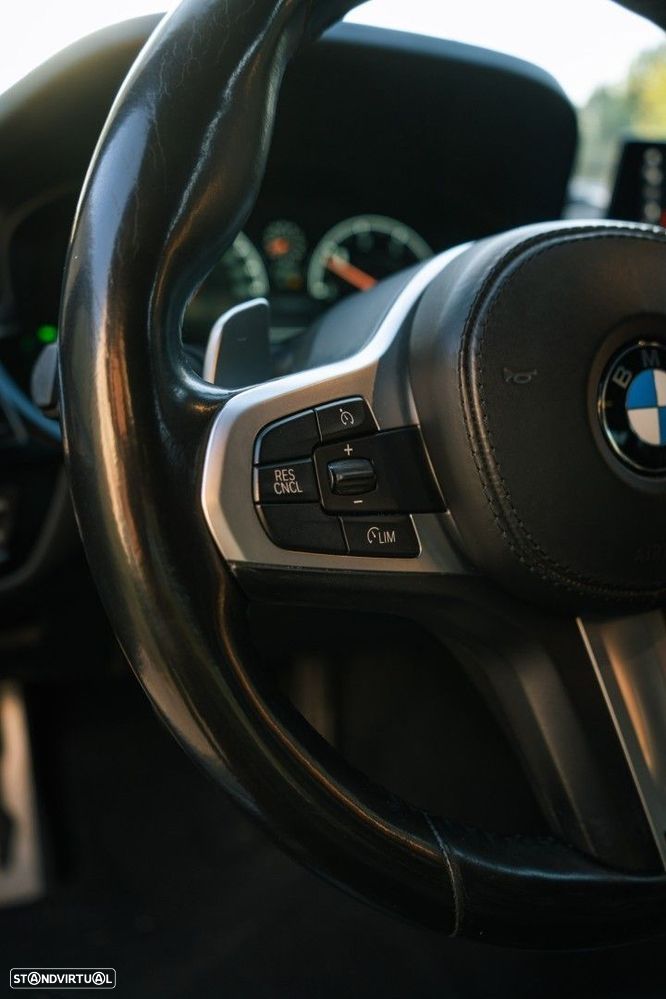 BMW 520 d Pack M Auto - 13