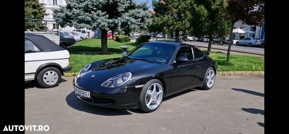 Porsche 911 Carrera - 14