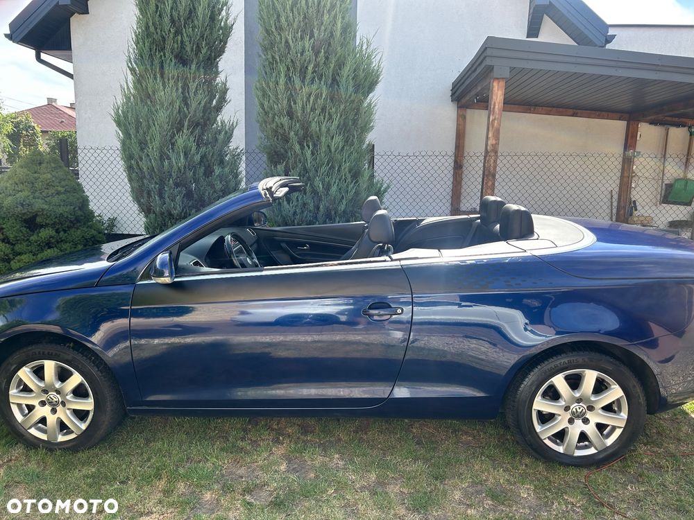 Volkswagen Eos 2.0 TDI DPF BlueMotion Technology - 12