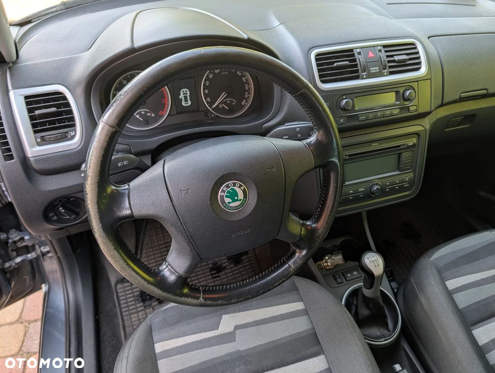 Skoda Roomster 1.6 16V Sport - 13