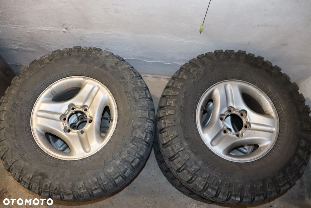 Toyota Land Cruiser - 24