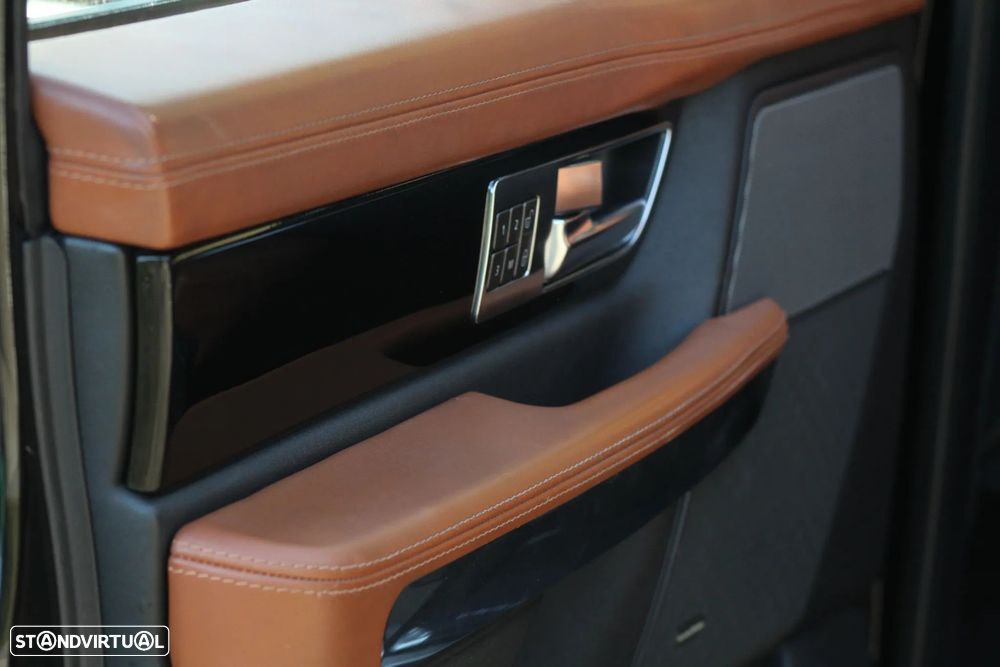 Land Rover Range Rover Sport - 12