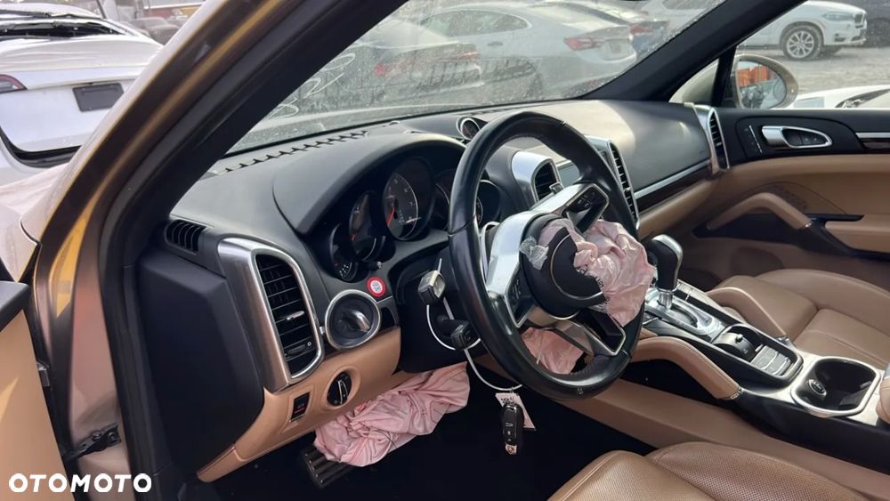 Porsche Cayenne S Tiptronic S - 26