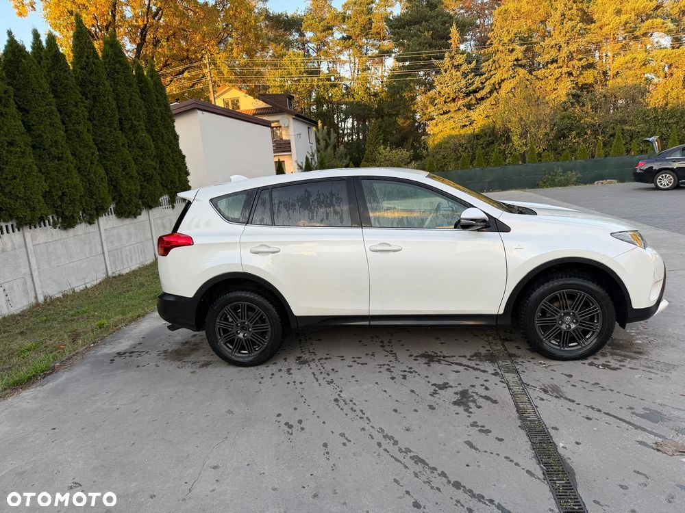 Toyota RAV4 - 4