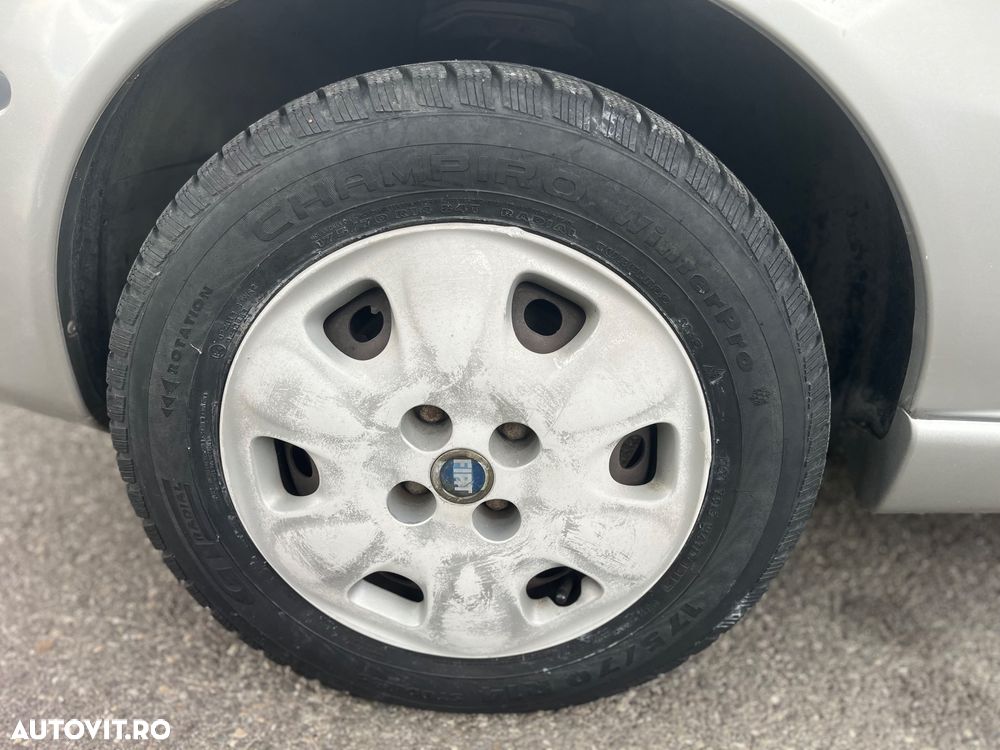 Fiat Albea 1.2 Star - 11
