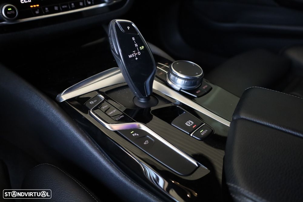 BMW 520 d Pack M Auto - 23