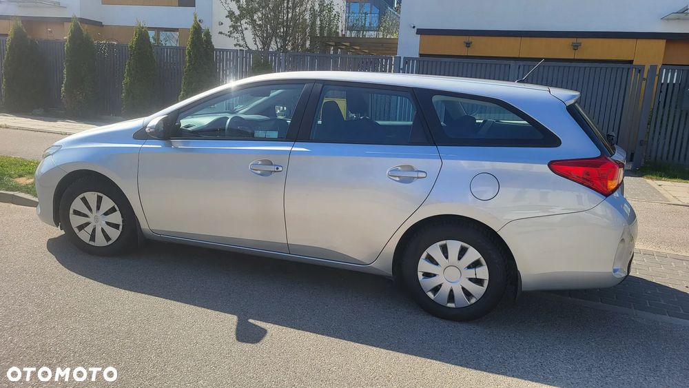 Toyota Auris 1.6 Active - 1