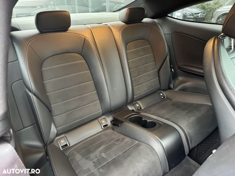 Mercedes-Benz C 300 Coupe 4Matic 9G-TRONIC - 10