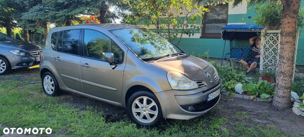 Renault Modus - 1