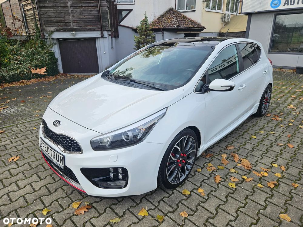 Kia Ceed Cee'd 1.6 T-GDI GT - 1