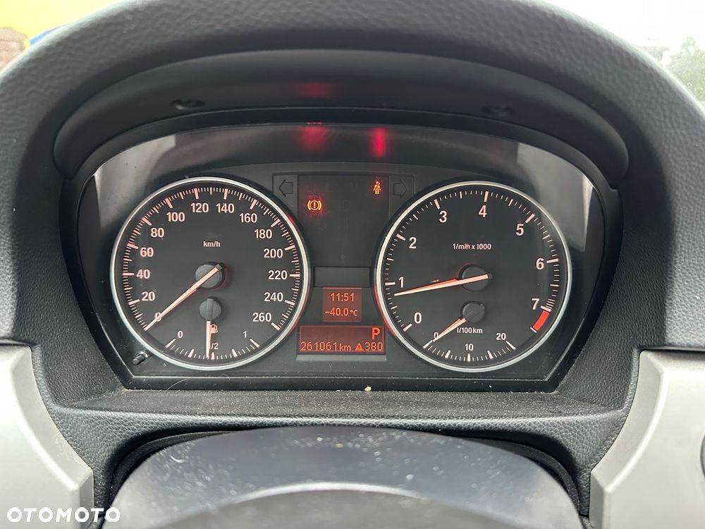 BMW Seria 3 325i Edition Exclusive - 21