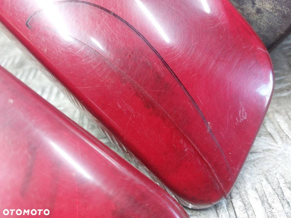 LAMPA LEWY TYŁ + PRAWY TYŁ W BŁOTNIK W KLAPĘ FIAT STILO I HB 5D - 4