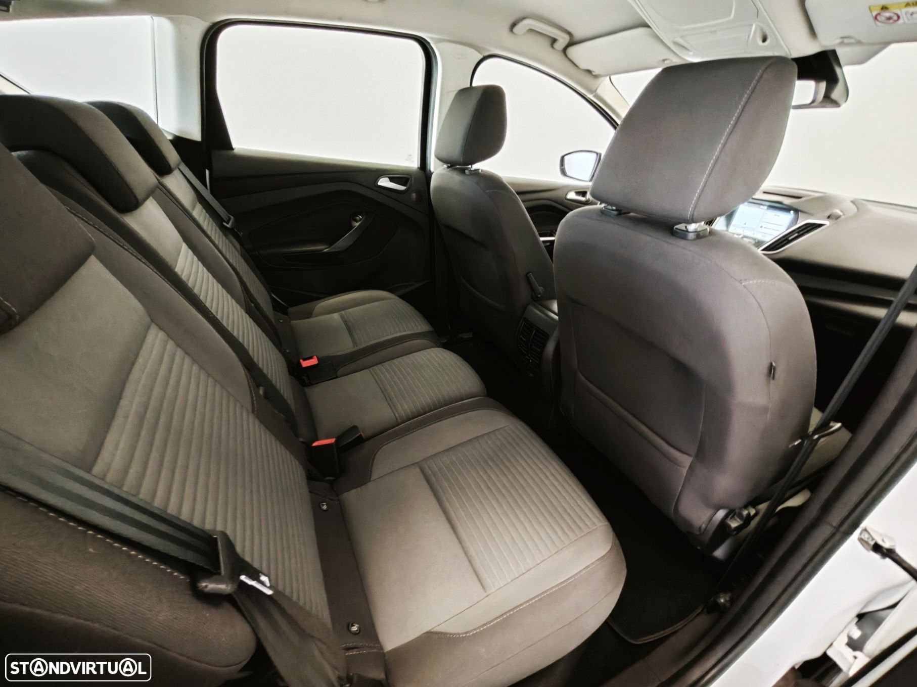 Ford C-Max 1.0 Ecoboost S&S Titanium - 46