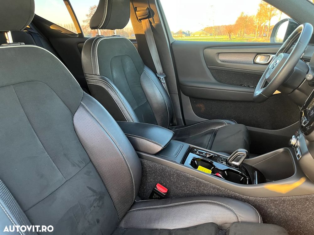 Volvo XC 40 D3 AWD R-Design - 10
